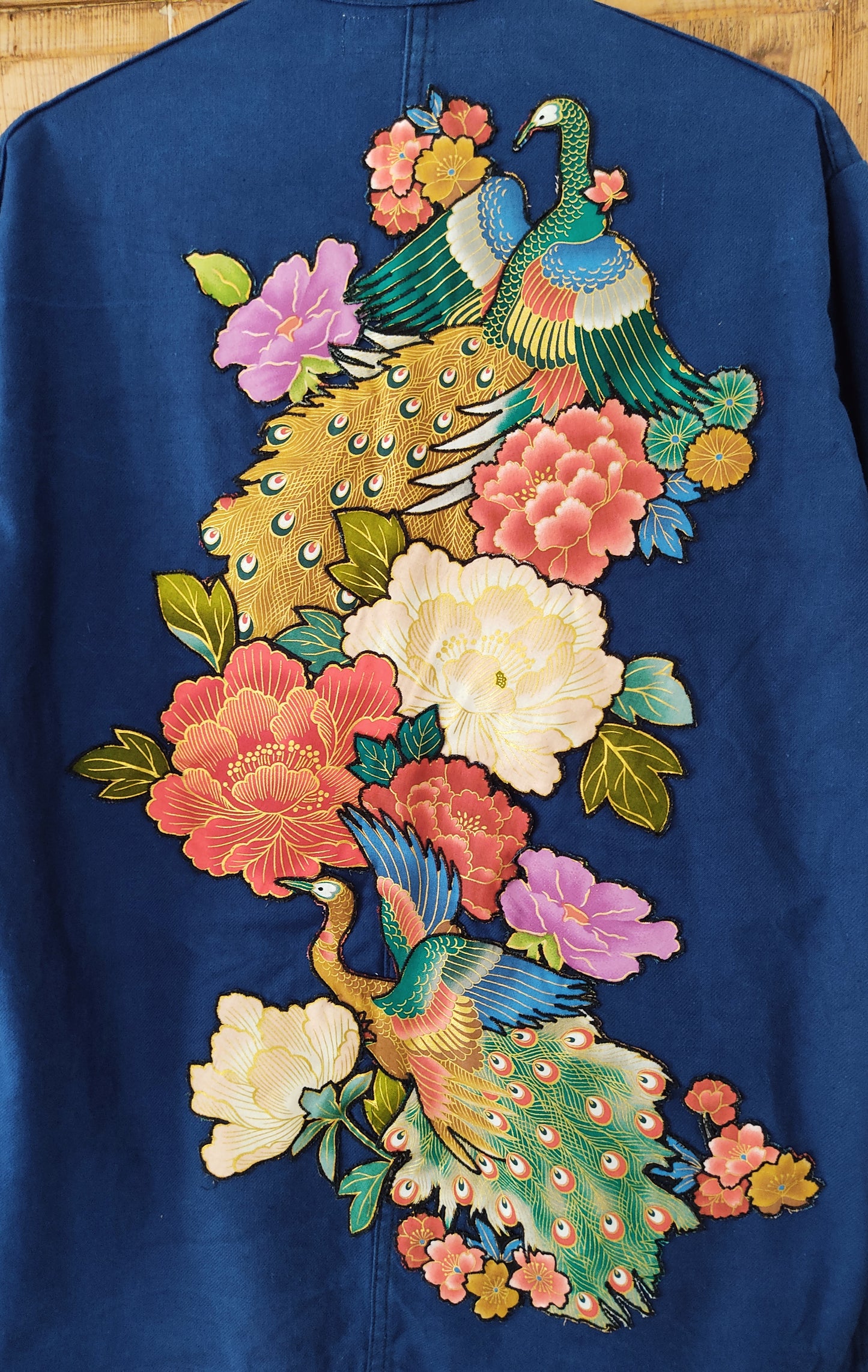 La danse des paons dorés